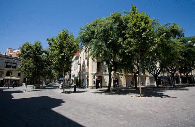 Hostal Rambla Sant Boi de Llobregat Exteriör bild